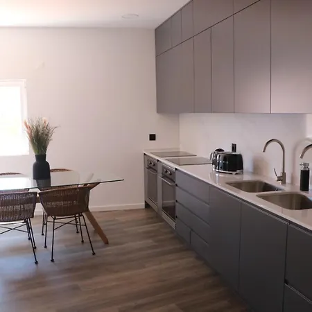 Casa Da Calcada Maceira (Lisbon)